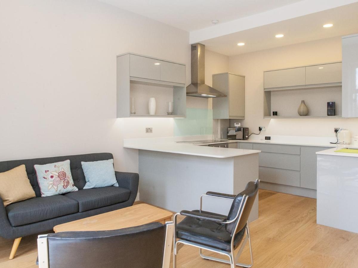 Pass The Keys - Spacious Flat With Private Sun Terrace In South East Londra Exterior foto