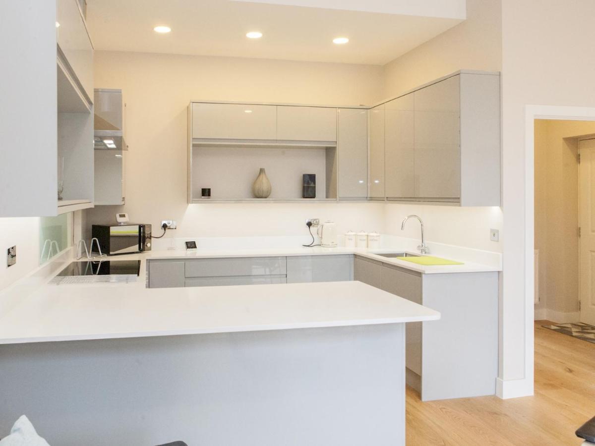 Pass The Keys - Spacious Flat With Private Sun Terrace In South East Londra Exterior foto
