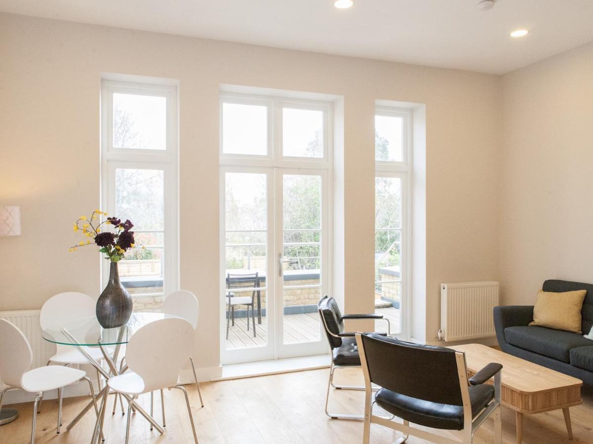 Pass The Keys - Spacious Flat With Private Sun Terrace In South East Londra Exterior foto