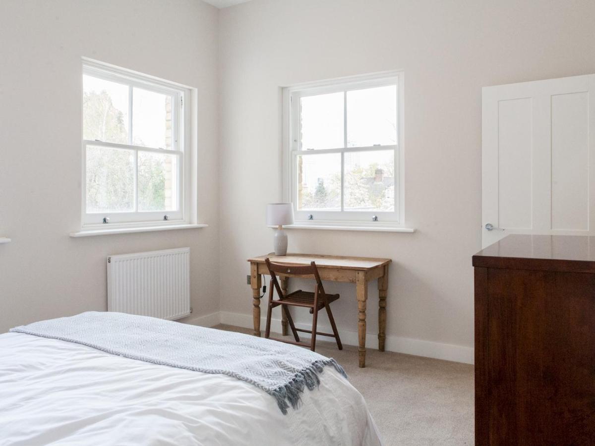 Pass The Keys - Spacious Flat With Private Sun Terrace In South East Londra Exterior foto