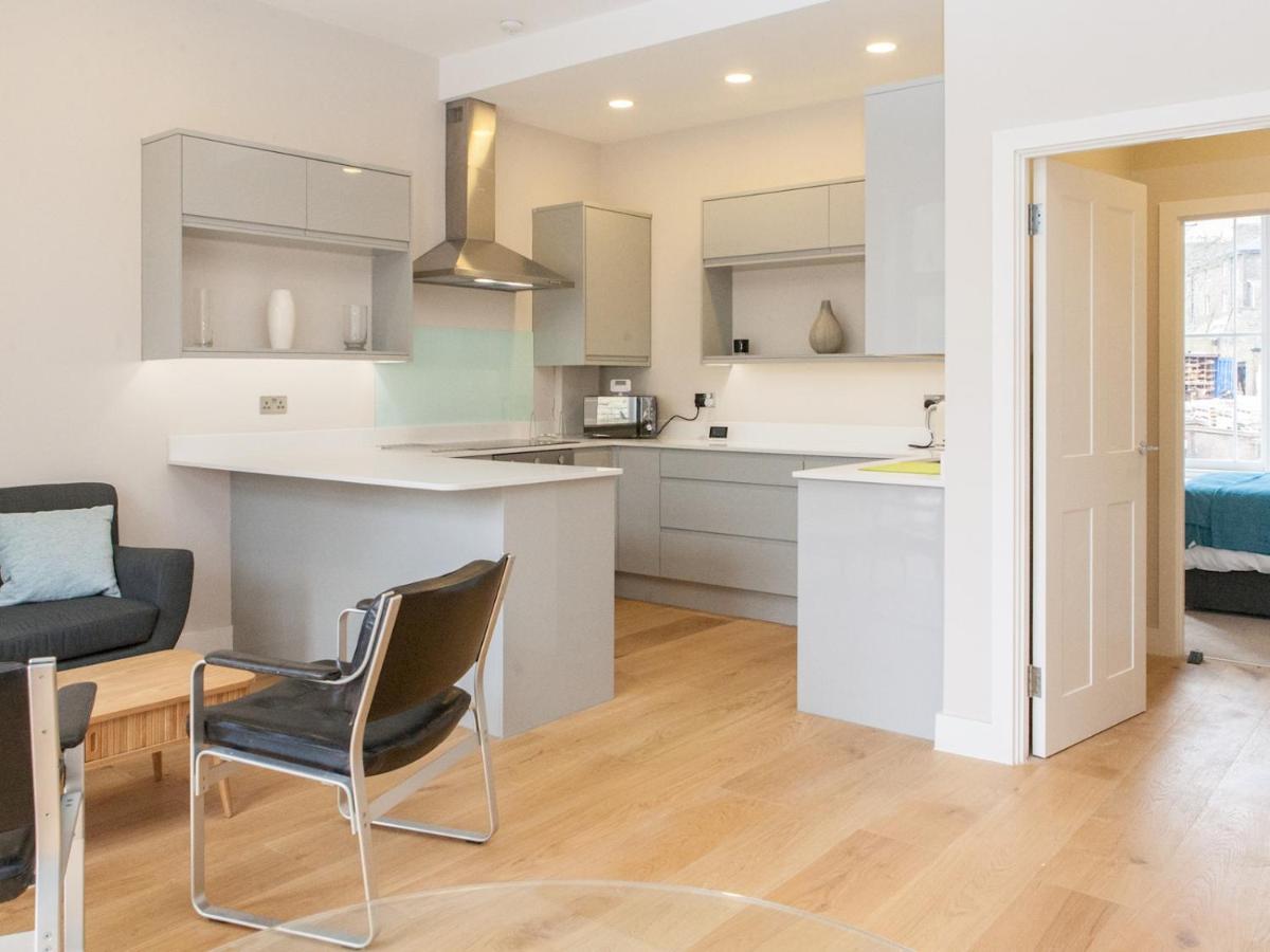 Pass The Keys - Spacious Flat With Private Sun Terrace In South East Londra Exterior foto